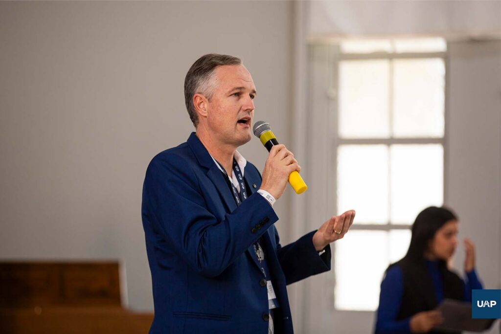 Dr. Ivo Gonzalez Junior, presidente del CIEACE.