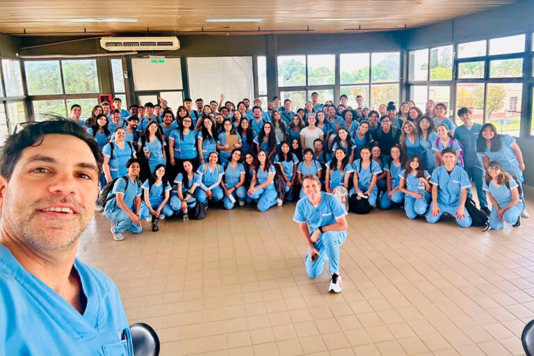 Casi un centenar de alumnos de Medicina de la UAP realizaron un abordaje sanitario en Cerrito