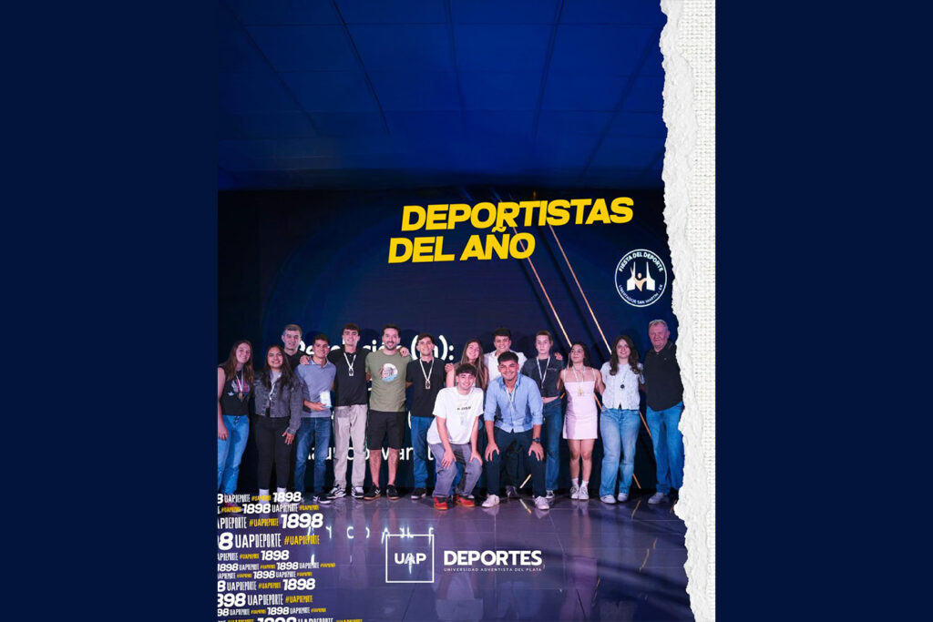 Estudiantes de la UAP fueron reconocidos como deportistas destacados por su participación en los equipos federados, durante la Fiesta del Deporte de Libertador San Martín.